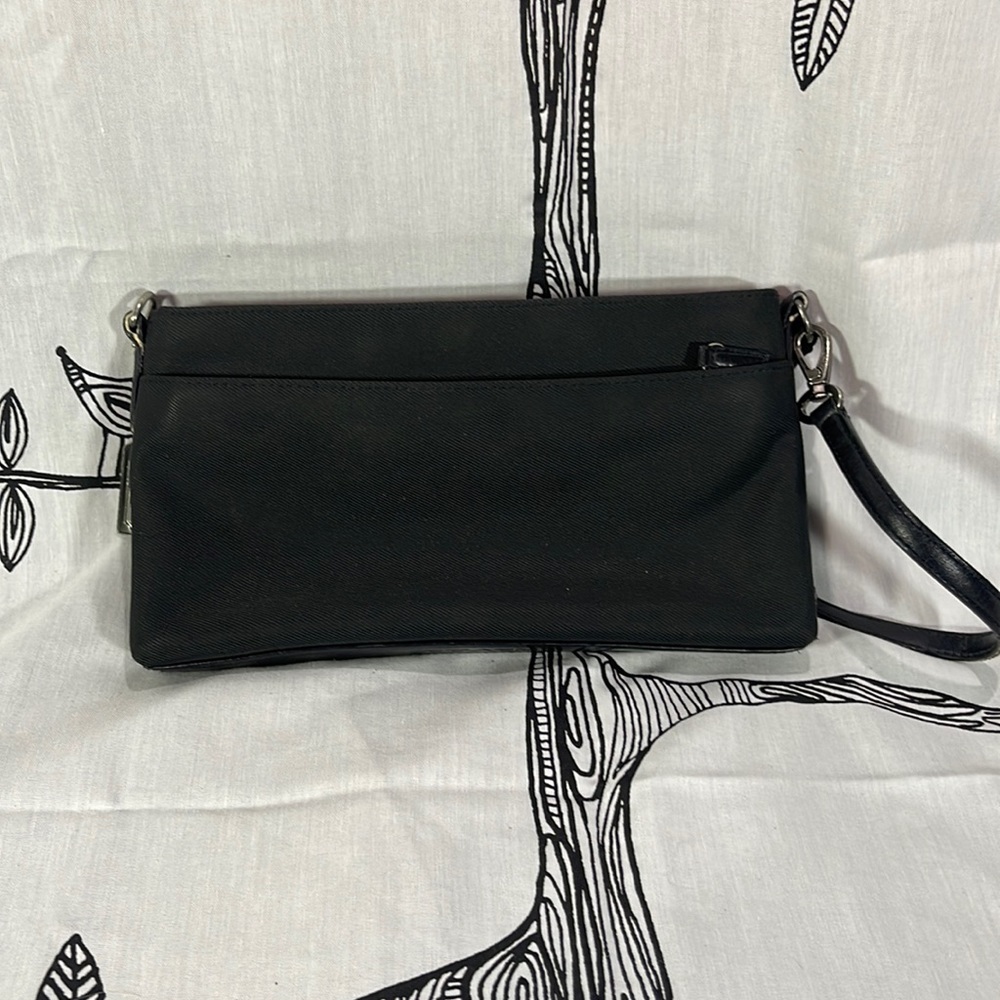 Coach wristlet 7407